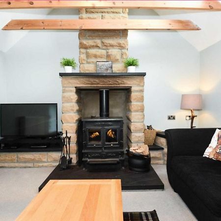 Ailnack Cottage -Cheerful Cottage With Secure Garden And Off Street Parking Sleeps 4 Tomintoul Exterior foto
