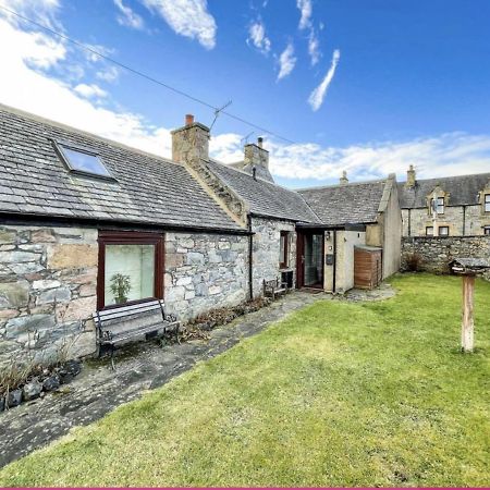 Ailnack Cottage -Cheerful Cottage With Secure Garden And Off Street Parking Sleeps 4 Tomintoul Exterior foto